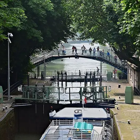 Le Magenta - Coeur De - Canal Saint Martin - 3 6 Personnes